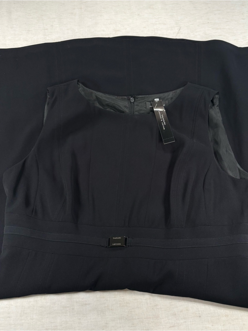 Tahari ASL Black Sleeveless Sheath Dress